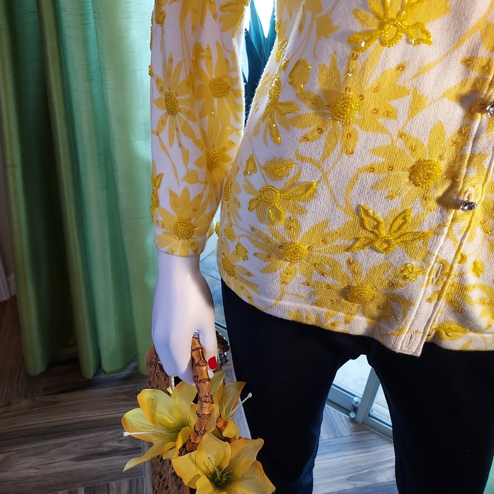 Beaded & Embroidered Yellow Flowered Cardigan Sweater By Just B. Sz. L. - Picture 6 of 13